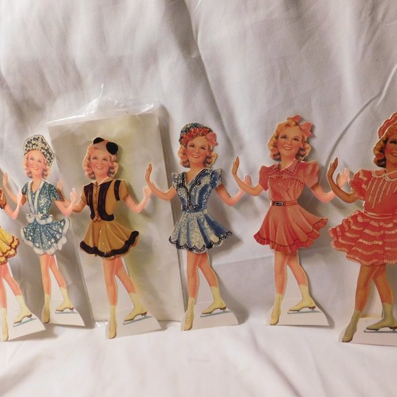 Sonja Henie Celebrity Paper Dolls 1992 B. Shackman Vintage - Picture 2 of 7